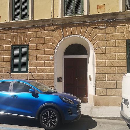 Porta A Mare, Free Parking Apartman Livorno Kültér fotó