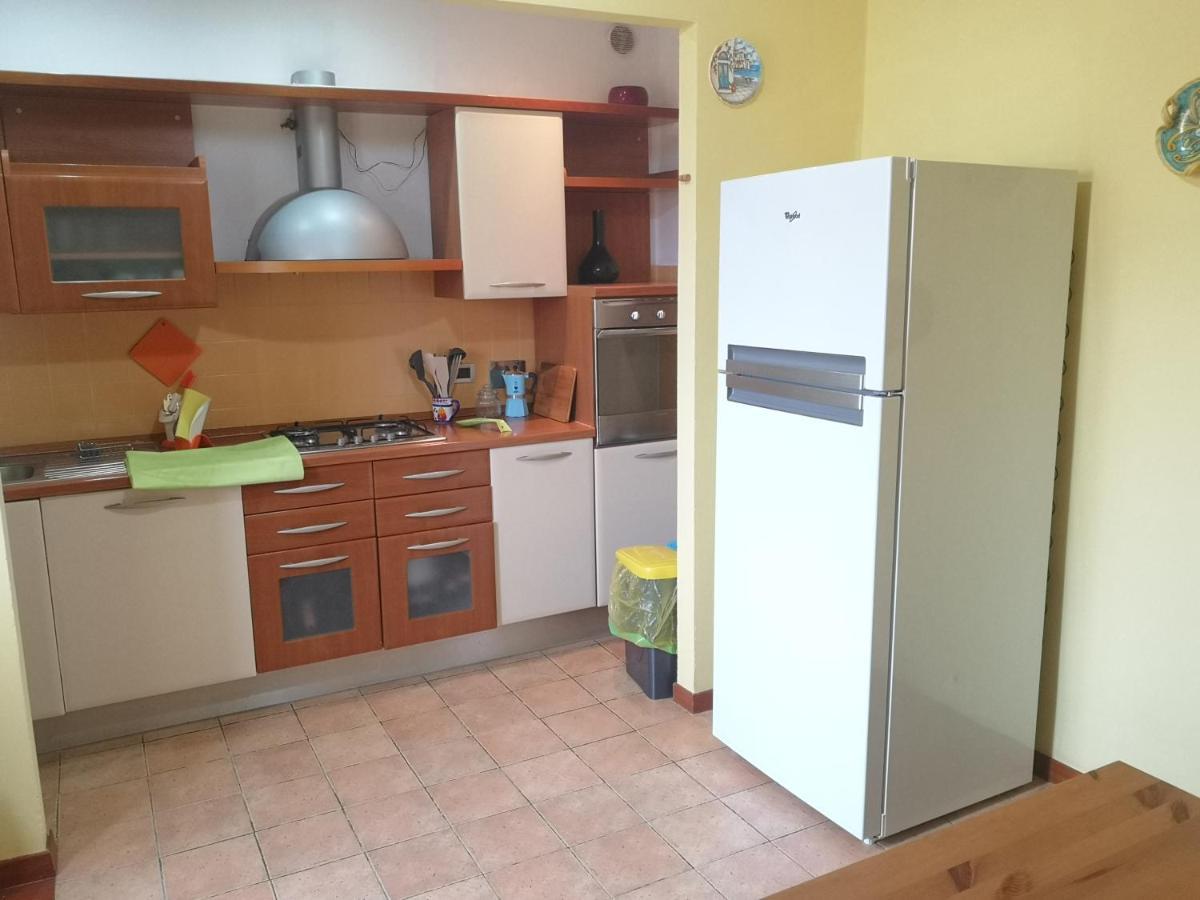 Porta A Mare, Free Parking Apartman Livorno Kültér fotó