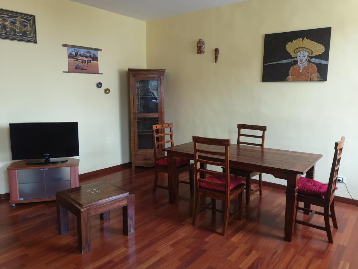 Porta A Mare, Free Parking Apartman Livorno Kültér fotó